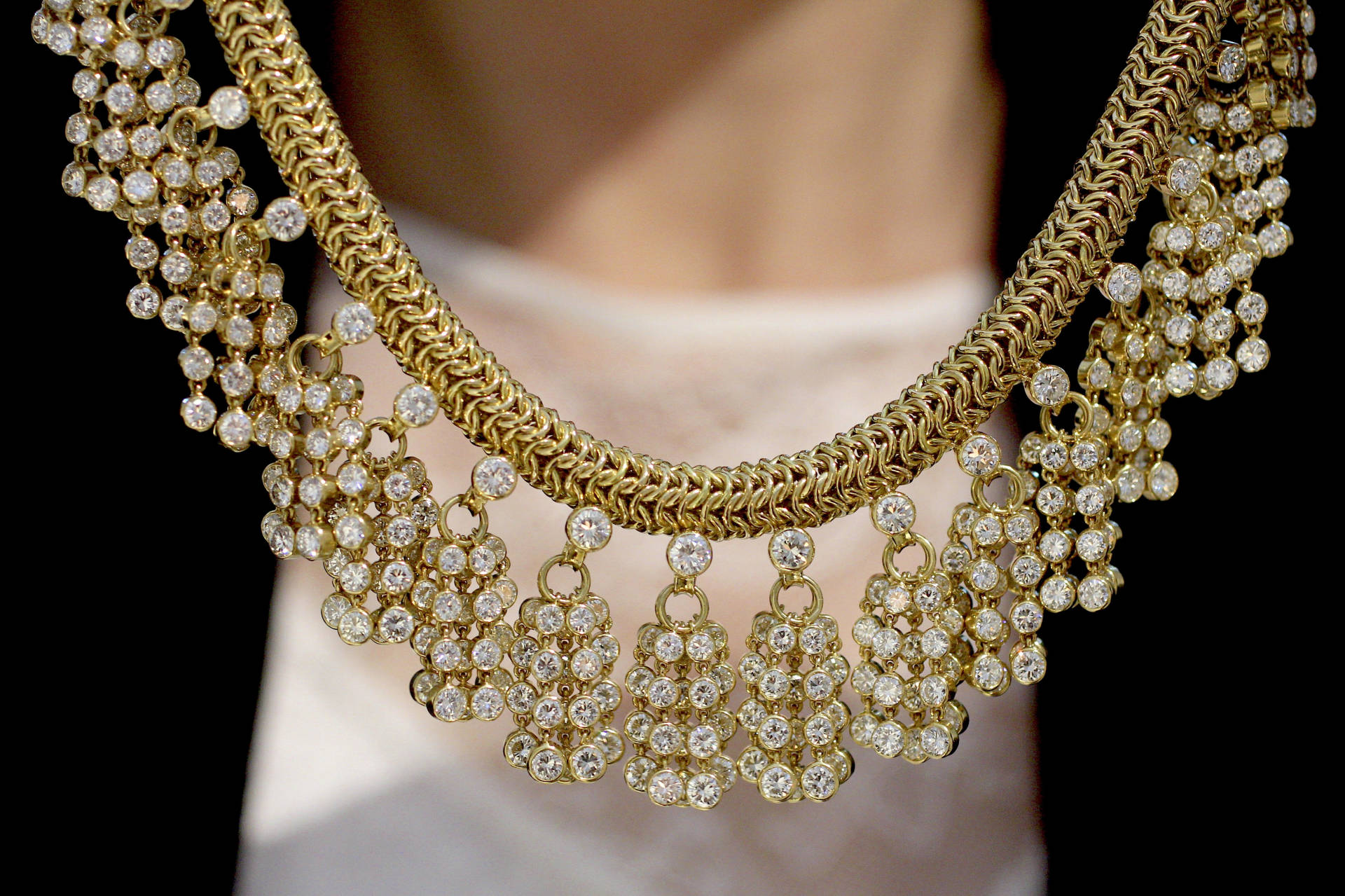 What taxes when selling jewelry in France? • Like a Beautiful Jewel